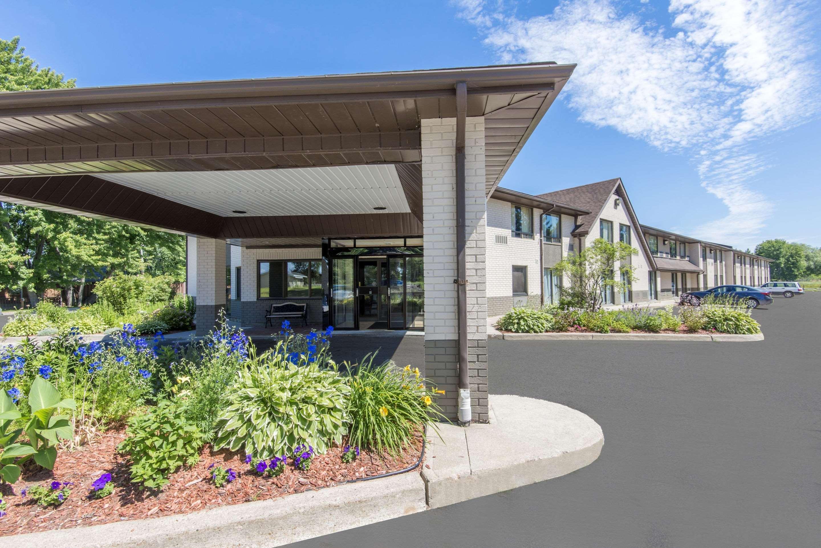 Comfort Inn Lakeshore North Bay Extérieur photo